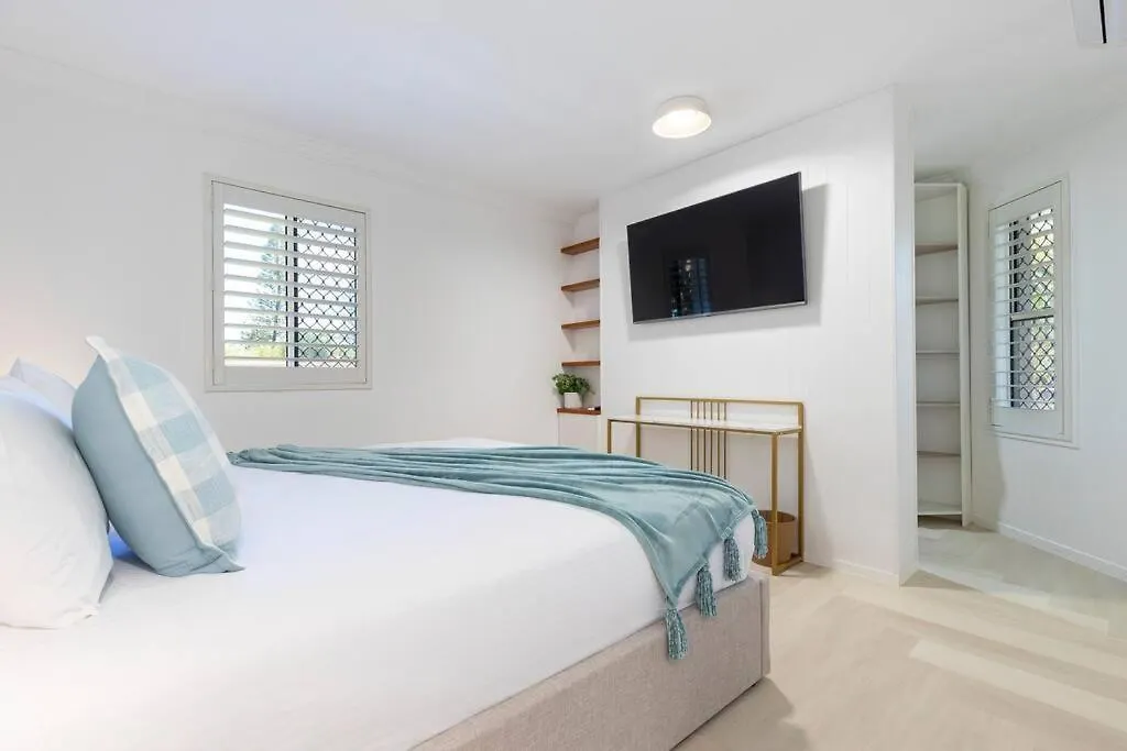 Apartment Salt & Sky - Kawana Rooftop Beach Break Buddina