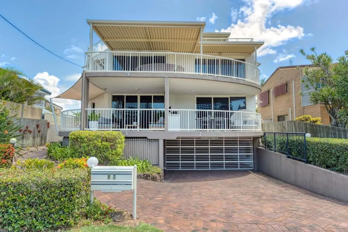 Daire Salt & Sky - Kawana Rooftop Beach Break Buddina